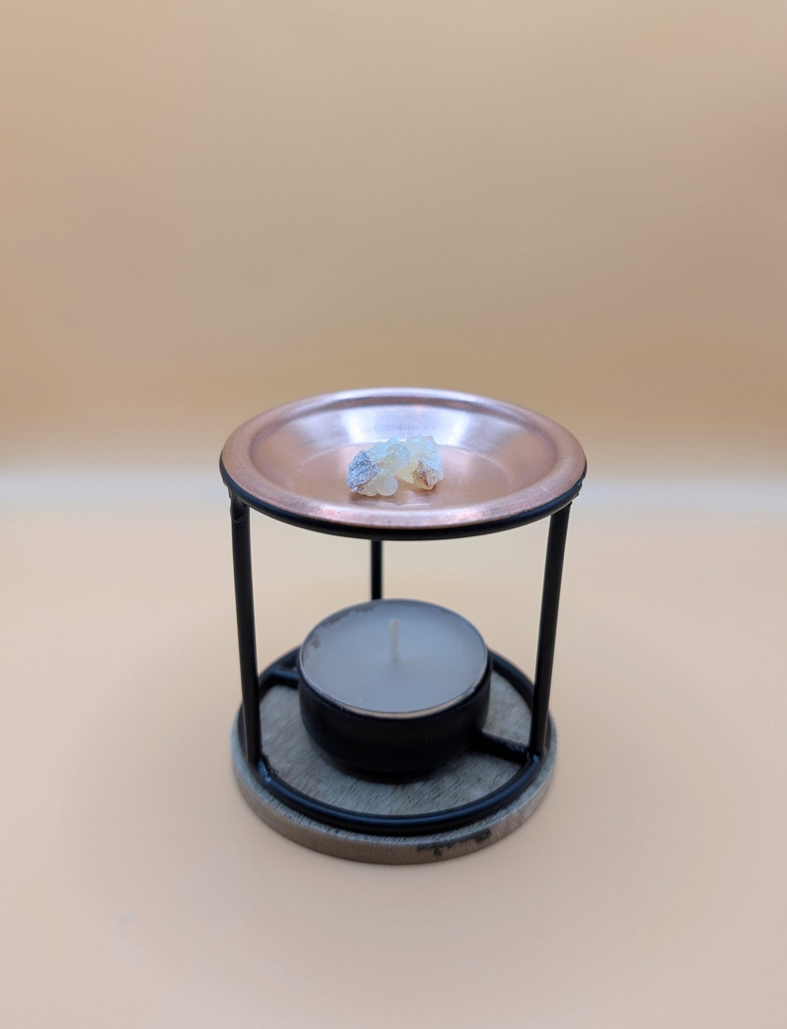 Brûle encens avec bougie chauffe plat et plateau en cuivre